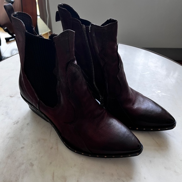 Short Cowboy Boots - Picture 2 of 3